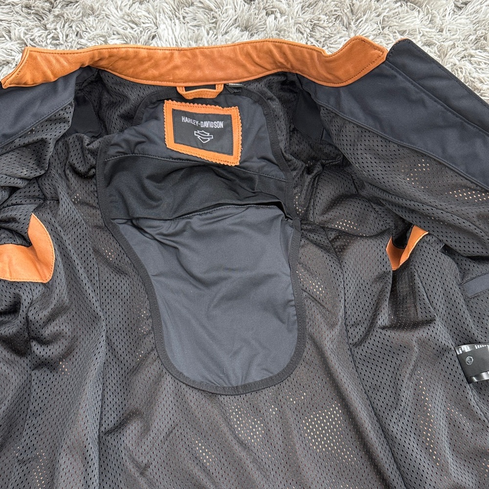 Harley-Davidson Women's Brown Leather Jacket - Picture 3 of 3